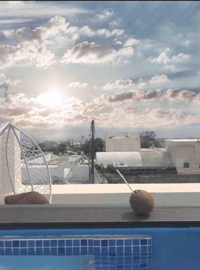 Amaryllis Suites Santorini Fira  Eksteriør bilde