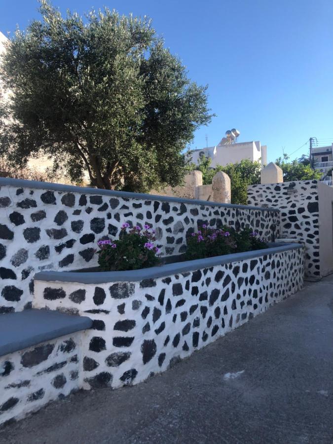 Amaryllis Suites Santorini Fira  Eksteriør bilde