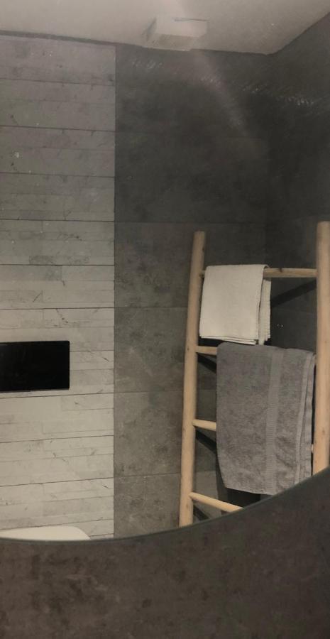Amaryllis Suites Santorini Fira  Eksteriør bilde
