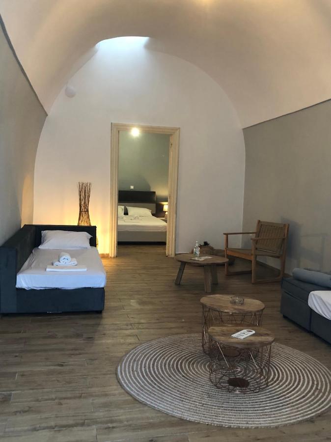 Amaryllis Suites Santorini Fira  Eksteriør bilde