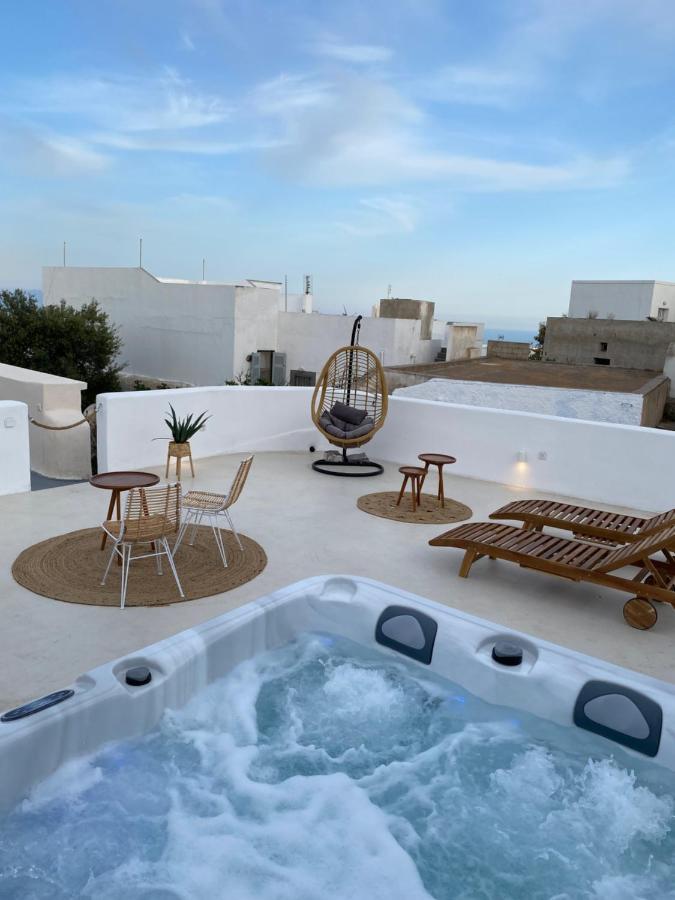 Amaryllis Suites Santorini Fira  Eksteriør bilde