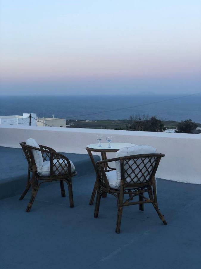 Amaryllis Suites Santorini Fira  Eksteriør bilde