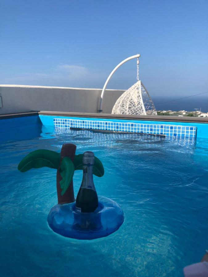 Amaryllis Suites Santorini Fira  Eksteriør bilde